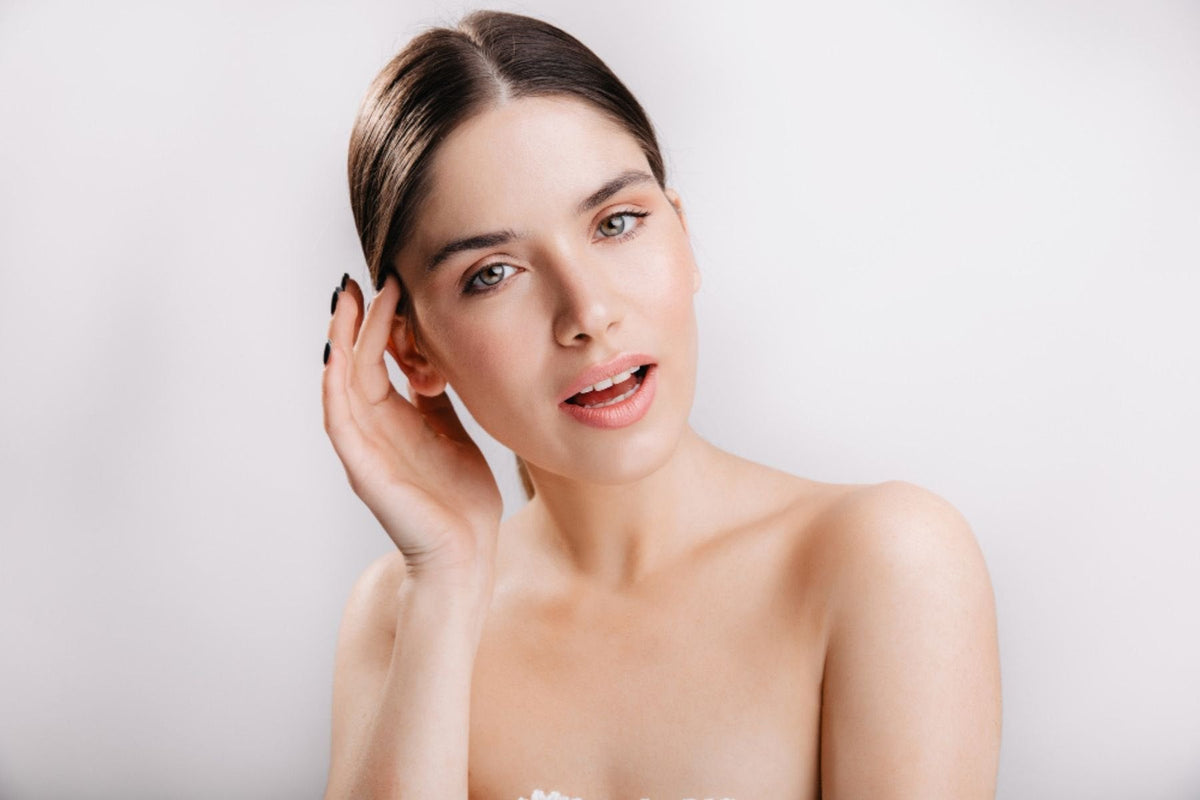 Portrait of model with healthy skin 